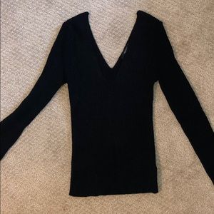 Double v ribbed sweater